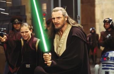 1999: Star Wars: Episode I - The Phantom Menace  6.5