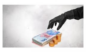 Bu yndeki dolandrclk olaylarna ilikin emniyet ve banka ekiplerinin birlikte almalar yaptklar renildi.