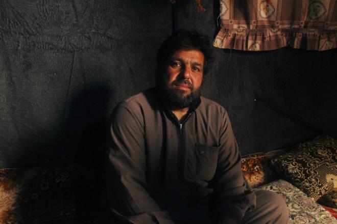 "Bu maara ailemin mezar olabilir"    Hudeyri, saldr sesi duyduklarnda maaraya kotuklarn ifade ederek, "Bir kurun veya top saldrsnda korur ama Rus uaklarnn dzenleyecei saldrlardan koruyamaz. Komularm bir Rus hava saldrsnda yer altnda kazdklar maarann iinde gmld ve ld. Bu maara ailemin mezar olabilir." eklinde konutu.