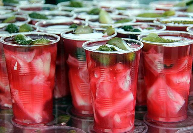 Ev yapm turu ve zellikle algam suyu Adanamzn lkemize kazandrd mthi ifal bir iecek" dedi.