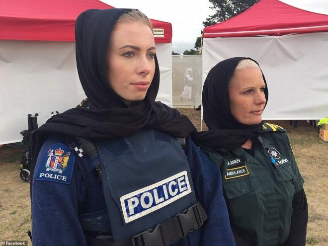 Polis olmay ocukluundan beri istediini syleyen Evans, "Dar kmak ve insanlara yardm ederek para kazanmak ok tatmin edici bir i. Greve gittiimizde yaralanabiliriz ama herkes gvende olmadan oradan ayrlmayz? eklinde konutu.