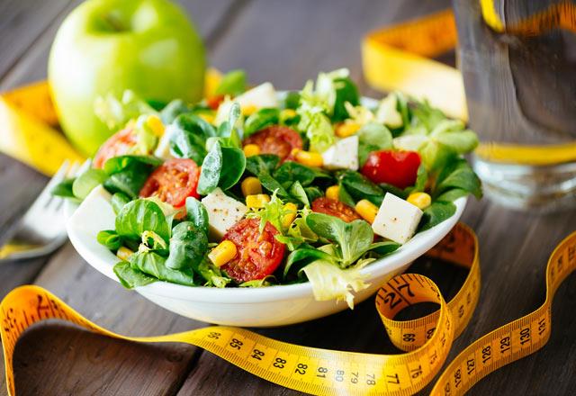 Do. Dr. Meltem Ergn bol sebze ve meyvenin antioksidan yapsyla kanser geliimini azaltmaya yardmc olduunu altn izdi.