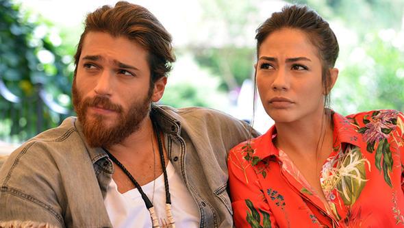 �ki y�l �nce sette rol arkada�� Selen Soyder’e bardak f�rlat�p hakaret etmesi �zerine rol arkada��yla mahkemelik olan oyuncu Can Yaman’a mahkemeden ge�ti�imiz g�nlerde para cezas� ��km��t�.