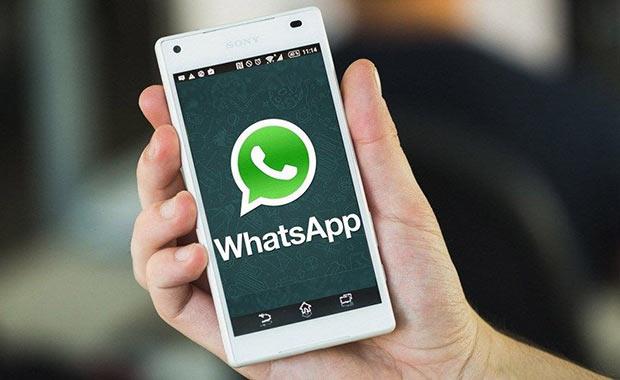 En popler mesajlama uygulamas WhatsApp'ta son gelen gncellemenin ardndan iler hi iyiye gitmedi.    Baz kullanclar tarafndan kefedilen hatada bireysel sohbetlerde veya grup sohbetlerinde birden fazla mesaj aldnzda grup mesajlarnda grubun ad, bireysel sohbetlerde ise kiinin ad bildirim ubuunda gzkmyor.