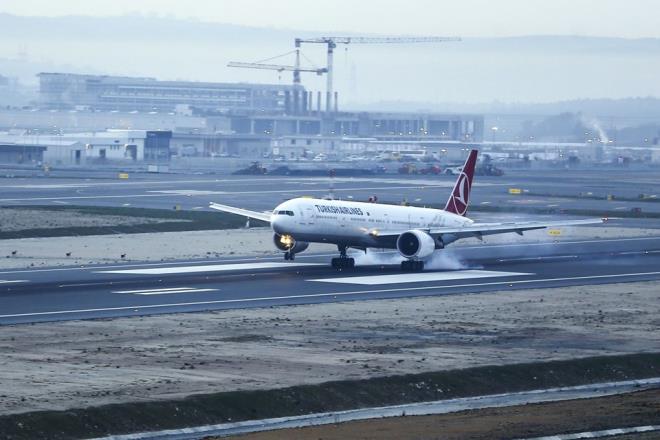 lk etapta THY'nin 167 ua stanbul Havaliman'na bo inecek. Dier uaklarn da hava trafii ve havalimann msaitliine gre stanbul Havaliman'na gnderilmesi planlanyor.