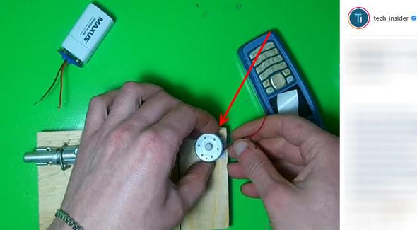 Daha sonra bu minik motoru srgnn arkasnda duracak ekilde yaptryoruz.