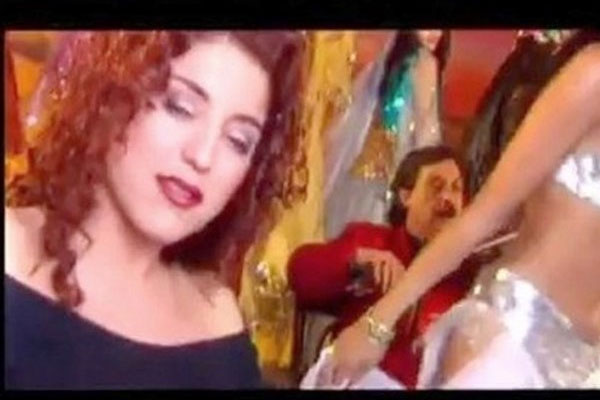 A�k�n Nur Yengi - Ay �nanm�yorum