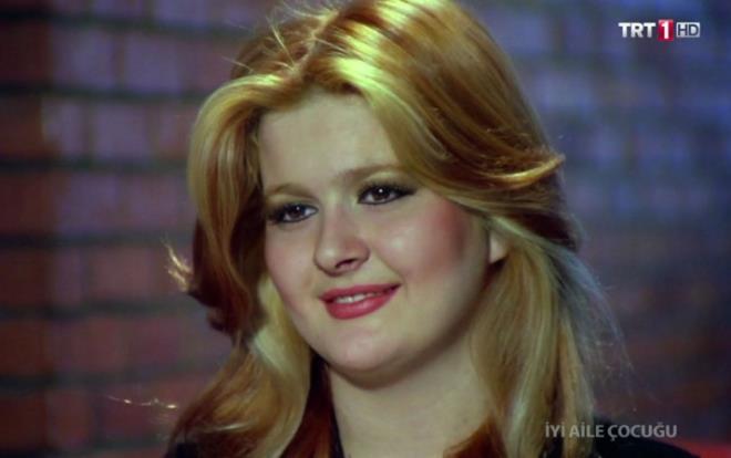 Kemal Sunal ile birlikte rol ald yi Aile ocuu filminden yllar sonra, yaptrd estetik operasyonlaryla ve 25 ya kk eiyle gndeme gelen Harika Avc lmden dnd.