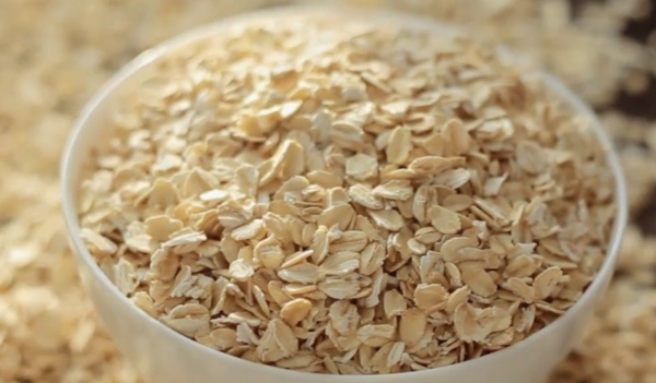 Yulaf salkldr, lif, protein, mineral ve vitamin deposudur. Mutlaka yulaf tketin.