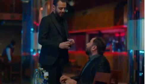 Dn akam Show TV&#8217;de 2. sezon 28. blm yaynlanan ukur dizisinin bir sahnesinde Vartolu&#8217;nun Medet&#8217;i tra ettii sahne, izleyenleri bir yandan gldrd ama kimi eletirileri de ekti.