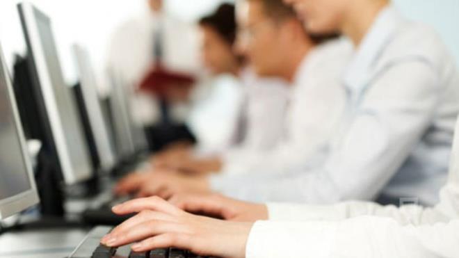 Diyanet leri Bakanl&#8217;ndan yaplan aklamaya gre bu sene Ramazan Bayram 4 Haziran 2019 Sal gn balyor. 03 Haziran Pazartesi gn arefe, 04 Haziran Sal gn Ramazan Bayram&#8217;nn birinci gn, 05 Haziran aramba Ramazan Bayram&#8217;nn ikinci gn, 06 Haziran Perembe Ramazan Bayram&#8217;nn nc gn olacak.