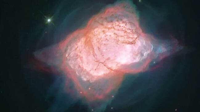 Amerikan Uzay ve Havaclk Dairesi (NASA), 3 bin k yl uzaklktaki gezegensi bulutta helyum hidrr kalntlar bulduklarn bildirdiler.