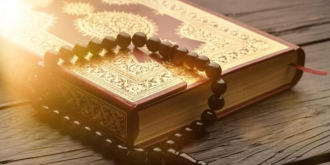 Berat Kandili bu yl 19 Nisan Cuma akamna geliyor. Mira Kandili'nde sevdiklerine kandil mesaj gndermek isteyenler, kandil mesajlarn aratrmaya ve mesajlara ilgi gstermeye baladlar. Whatsapp, Facebook, Bip  gibi sosyal medya aralarn kullanarak kandil mesaj atacak olan kiiler iin kullanabilecekleri Berat Kandili mesajlarn derledik. te Berat Kandili iin sevdiklerinize gnderebileceiniz birbirinden gzel ve deerli Berat Kandili mesajlar!