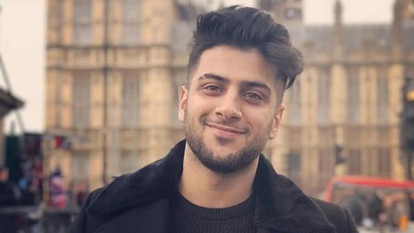 'Derdim Olsun' arksyla ksa srede yaklak 200 milyon tklanarak byk k yakalayan Youtuber Reynmen, Umreye gitti.