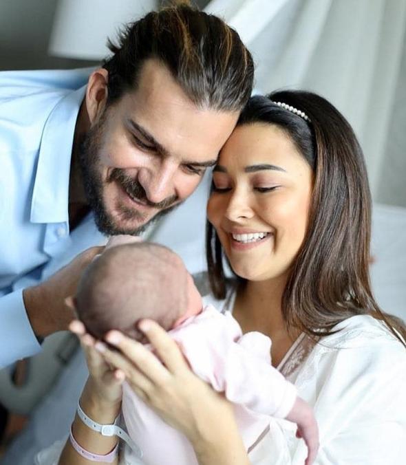 O kiilere dava amay dnmyorum. Belki kar taraf beni yaralamak iin bu laflar ediyor ama unu kimse unutmasn Allah katnda herkes bunlarn hesabn verecek.