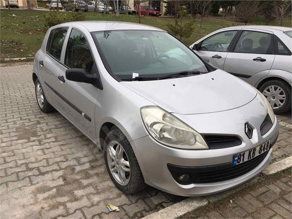 Renault Clio 2007 model