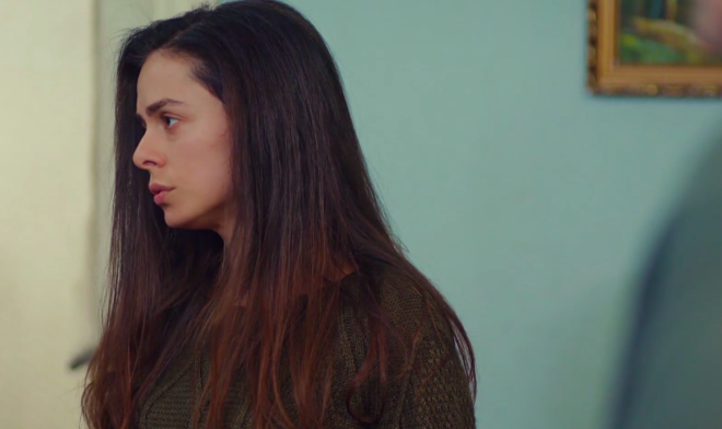 zerini deitirdikten sonra odadan kan Bahar'n salar partideki gibi fnl ve dzdr. Daha sonra Sarp konumak iin Bahar' darya davet eder ve birlikte evden karlar.