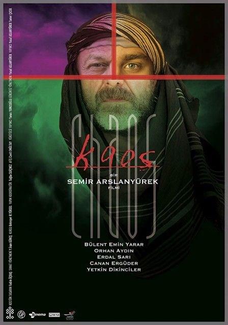 Kaos<br>    Kaos, 42. Montreal World Film Festivali&#8217;nde dnya prmiyerini gerekletirdi. Birbirini hi tanmayan  kiinin iledikleri gnahlardan kaarken kan frtna nedeniyle ayn maaraya saklanmalarn ve heyelanla klar kapanan maarada lmeyi beklerken yaadklarn anlatan fimde Yetkin Dikinciler, Canan Ergder, Blent Emin Yarar barolde. Filmin ynetmeni Semir Aslanyrek.