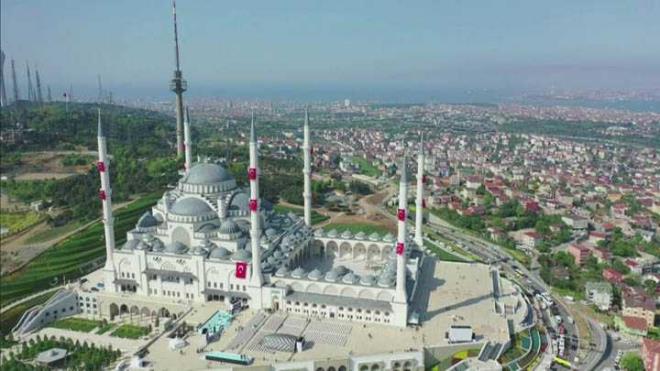 Cuma namaz sonras caminin resmi al trenine geildi.