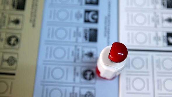 9- Seim ileri nereden yrtlecek?<br>  Bu seimle ilgili seim takvimi, YSK tarafndan deil, seimi ynetecek stanbul l Seim kurulunca hazrlanarak uygulanacak.