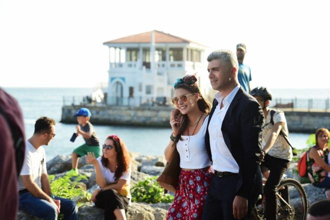 Glsevin, Milli Eitim Bakanlna bal kurslarn yan sra Yunus Emre Enstitsnn de dnyann drt bir tarafnda Trke rettiine iaret ederek, "Dnyada Trkenin itibar ok yksek. Dizi filmlerin dnyaya ihra edilii sralamasnda Amerika'dan sonra Trk dizileri 2. srada yer almakta olup, dnya dizi film pastasnn yzde 25'i Trkiye'ye ait. te bu diziler sayesinde dnyaya Trkeyi retiyoruz. Trk dizileri sayesinde birok lkede Trke renme says da gittike artyor" deerlendirmesinde bulundu.