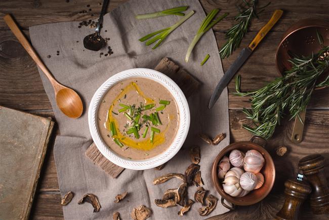 2)�ftarda a��r� ve h�zl� yemek �abuk ac�kmaya neden olur, kendinize birden y�klenmeyin