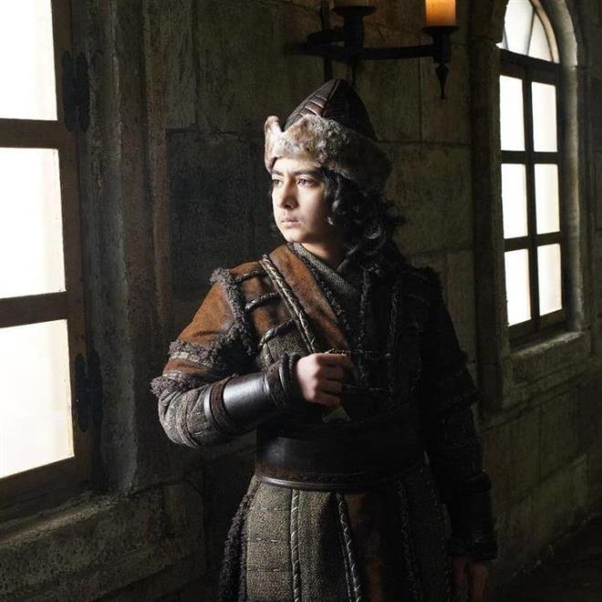 S�per Haber'in haberine g�re, Engin Altan D�zyatan'a diziden ayr�laca�� iddialar� sorulunca da s�ylentileri kesin bir dille yalanlam��: