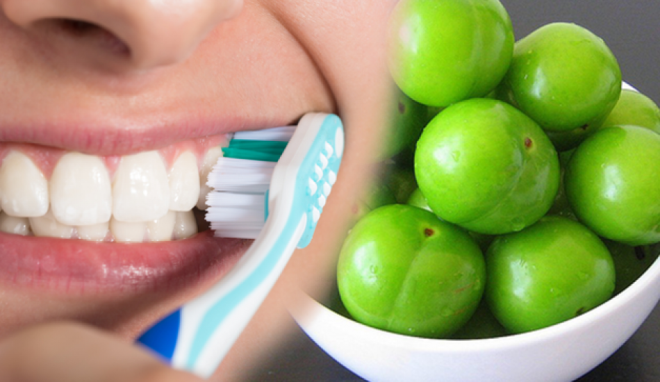 lkbahar ve yazn mjdecisi olan yeil erik hemen hemen herkesin sevdii ve tezgaha kmasn bekledii bir meyvedir. lkemizde 4 eidi olan eriin insan salna faydalar olduunu biliyor musunuz? Peki yeil eriin faydalar nelerdir? Erik sonras dilerinizi fraladnzda di yzeyi erozyona urar. Sizler iin yeil erik hakknda merak edilenleri aratrdk. Haberin detaynda...