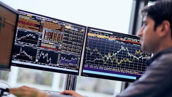 Finans yneticisi, kurumun parasal ve kredi gibi ihtiyalarn ynetir. lerleyen yllarda finans sektrnn daha da gelieceini dnrsek finans yneticilii de gzde meslekler arasnda yerini alacak.