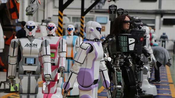 Robot Mhendislii: Robot mhendisleri dk maliyetli, daha hzl ve teknolojiyi yakalayan robotlar yaratrken onlarn bakm ve onarmlarn da unutmamak gerek.