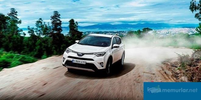 Toyota RAV4    RAV4'n mevcut nesli dizel seenee sahip son nesil. Toyota bu sene balarnda dizel RAV4'leri retmeyi brakt. Gelecek aylarda kacak olan yeni nesil RAV4'lerde ise benzin ve hibrit seenekleri olacak.