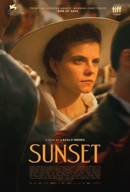 Gn Batm / Sunset<br>    Oscar&#8217;l ynetmen Laszlo Nemes yine eskilerden bir hikaye anlatyor. Ynetmen Oscar&#8217;lu filmi Son of Saul'un yerine bu kez bir kadn hikayesini mercek altna alyor. Macar ynetmen bir kez daha kklerine balln ispat edercesine kamerasn 1. Dnya Sava ncesinde Budapete&#8217;ye eviriyor. Kimsesiz bir gen kadnn soylu rpnlarn, var olma savan, &#8220;aile&#8221; denilen kavram, yokluu ve daha birok olguya ve duyguya dair dnmenizi salayacak filmde Juli Jakab barolde.