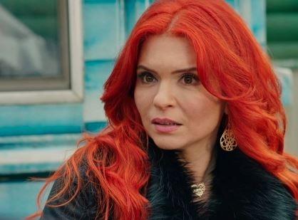 Cennet Mahallesindeki Fato karakteriyle bilinen oyuncu Aylin Kabasakal,sosyal medyada ocukluk fotorafn paylat.