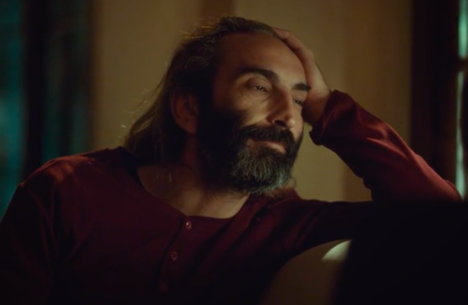 Fevzi Boran'n olu olduu sonradan ortaya kan dizinin asi ocuu Adem ile asi kz Gne'in bir dargn bir bark aklar seyirci tarafndan ilgiyle izleniyor.