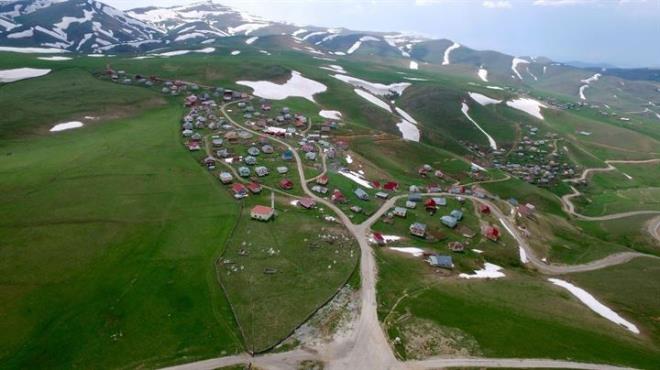 Giresun'un Alucra ve Yaldere ilelerini ayran bir snr grevi de gren set 1610 ylnda ina edildii tahmin ediliyor. 6,5 kilometre uzunluu, 1 metre ykseklikte olan duvarn ise iki metre geniliinde bir adet giri-k kaps bulunuyor.