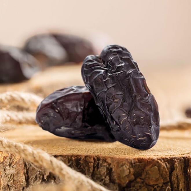 SAFAV HURMA    eker oran dktr, karacier ve bbrek rahatszlklarna faydal olarak bilinmektedir.