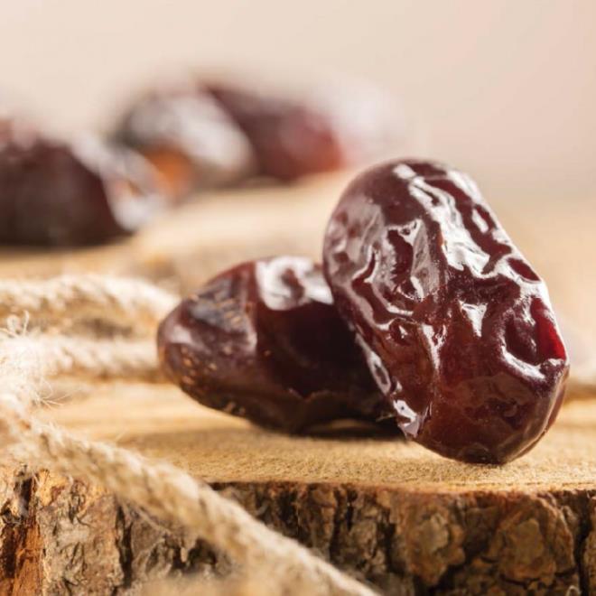 HUDR HURMA     Kan yapc olarak tketilir ve zellikle bayanlara ve ocuklara tavsiye edilen Hudri Hurma, Hac ve Umre ziyaretlerinde ikram edilir.