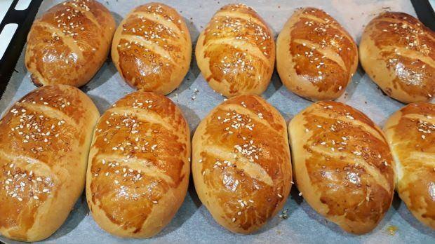 MAYA     Yemeklerin kabarmasnda kullanlan maya, nadiren grlen ancak tehlikeli bir alerji trdr. Karbonhidratl besinlerde grlen maya alerjisini anlamak iin sabah poaa veya simit tketildikten sonra yorgunluk hissi verir.