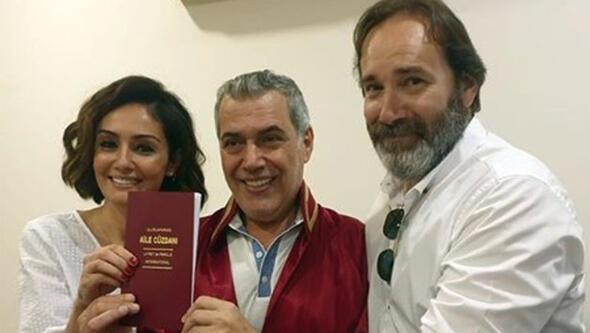 Yosi Mizrahi'den nikah srprizi. nl oyuncu Yosi Mizrahi, ngilizce retmeni dil Kazak ile dnyaevine girdi.