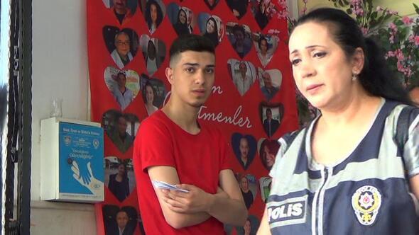 Adana'da Yksekretim Kurumlar Snav&#8217;nn (YKS) birinci oturumu olan Temel Yeterlilik Testi (TYT) snavna kimliini birliinde unuttuu iin alnmayan asker, polisler ve yetkililer tarafndan binaya alnmaynca snava giremedi. Asker, snava giri kadn yrtarak okuldan ayrld.