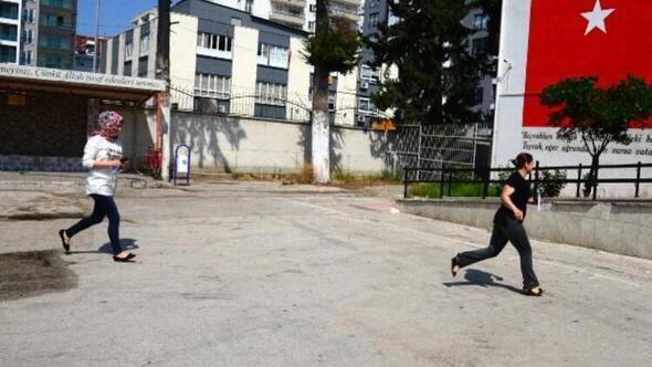 Adana'da 2 aday, Yksekretim Kurumlar Snav&#8217;nn (YKS) birinci oturumu Temel Yeterlilik Testi&#8217;ne (TYT) saniyeler kala yetiti.