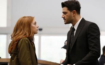 Reytinglerde hayal krklna uratan Leke dizisi iin final karar alan Kanal D, diziye son bir ans daha vererek final kararn iptal etti.