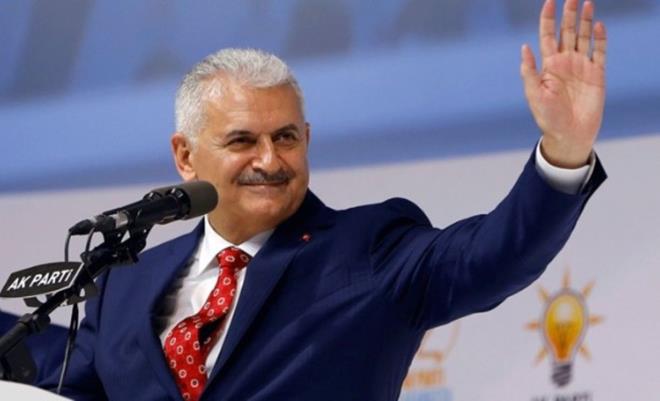 Seim lisannn deimesi ne kadar etkili oldu?<br>  Emre imanlar'a gre AK Parti'nin yapt deiiklik etkili olmu grnyor. Yeni sylemle birlikte iki aday arasndaki oy fark yzde 3'e kadar indi. Buna karn 23 Haziran seimlerine AK Parti semeninin katlm daha dk olacak grnde.