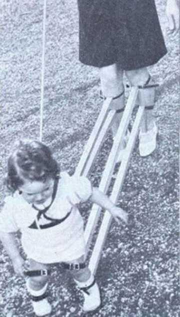 OCUKLARA YRME DERS<br>      Dnyada bir dnem ocuklara yrme retmek iin bu alet kullanlyordu.