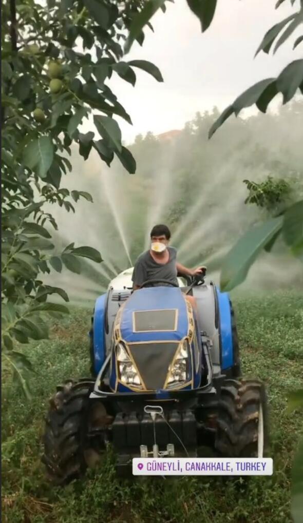 Hakk bu fotoraf ise "'Bakarsan ba olur, bakmazsan da' Baka atasz ?" notuyla paylat.