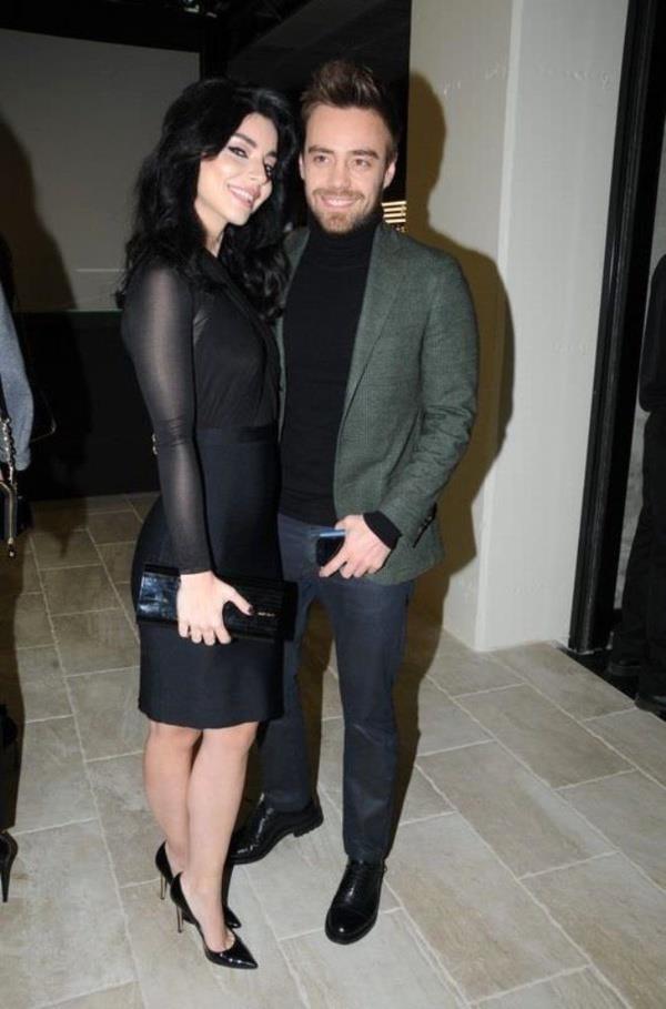 nl oyuncu Merve Boluur, Murat Dalkl ile 2015 ylnda nikah masasna oturmu 2017 ylnda da anlamal olarak boanmt.