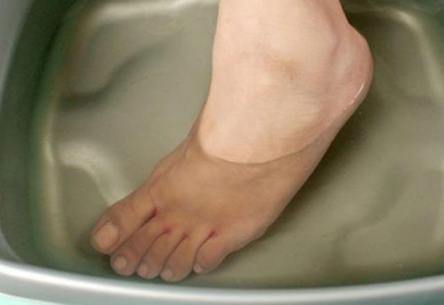 Paylatmz tedavi yntemini 15 gn boyunca uygulanz gerekmektedir. Bu tedaviyi zellikle gece yapmanz tavsiye ediyoruz; bylece vcudunuz rahatlam olur ve buzlu suyun tm faydalarndan kolayca yararlanm olursunuz