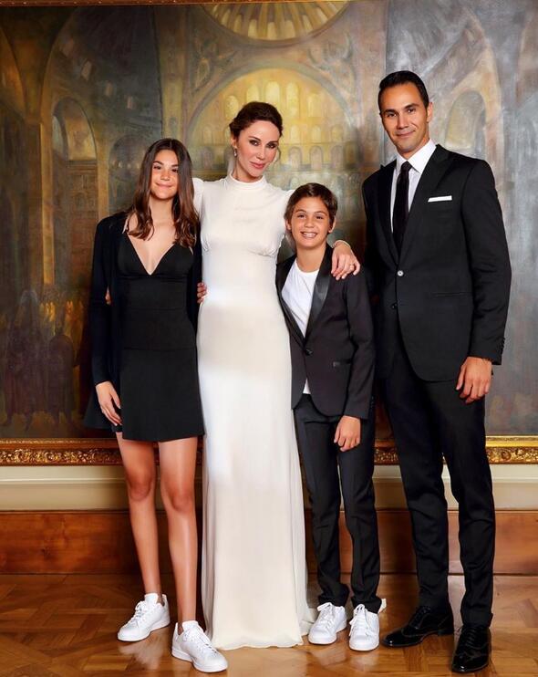 brahim Kutluay ile Avni Kpeli arasnda dn ncesi bir telefon grmesi olduu ve Kutluay'n baba Kpeli'ye 'Ben yandm olun yanmasn' dedii de iddialar arasnda...