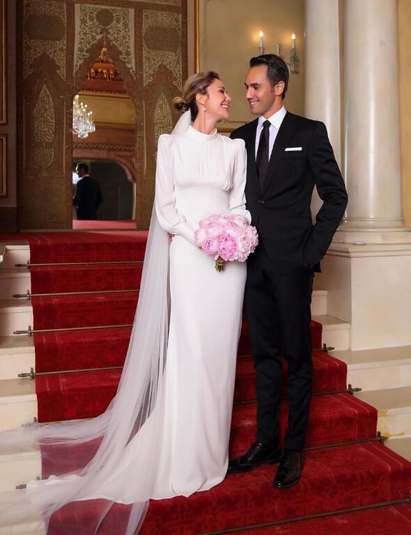 Nikahta Cenk Kpeli'nin anne ve babasnn olmamas 'Demet ener istenmeyen gelin' haberlerine neden oldu.