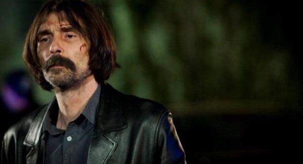 17 Mays 2013 tarihinde 3. sezonu ile final yapan Behzat . 25 Temmuz'da 4. sezonuyla Blu TV'de izleyicisiyle buluacak.